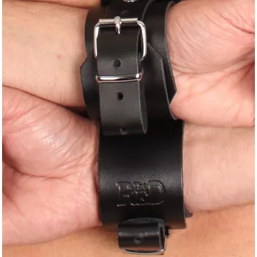 Bőr bondage nyakörv és kézi kötöző szett