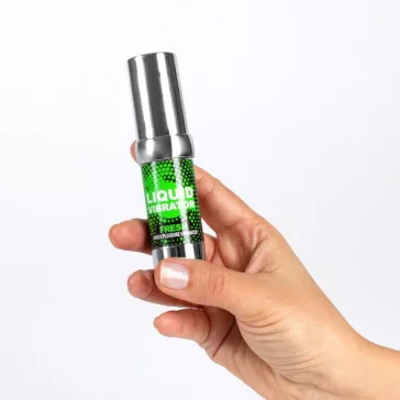   SECRETPLAY – frissítő folyékony vibrátor stimulátor 15 ml